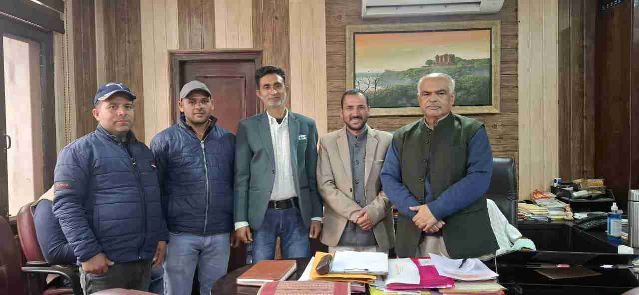 جے کے ایل سی یو کا وفد اشوک کول بی جے پی ریاستی جنرل سکریٹری سے ہوا ملاقی