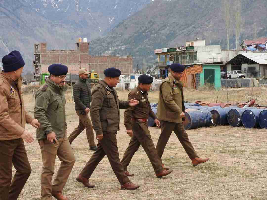 اے ڈی جی پی آرمڈ نے آئی آر پی 22ویں بٹالین کشتواڑ کا کیا دورہ