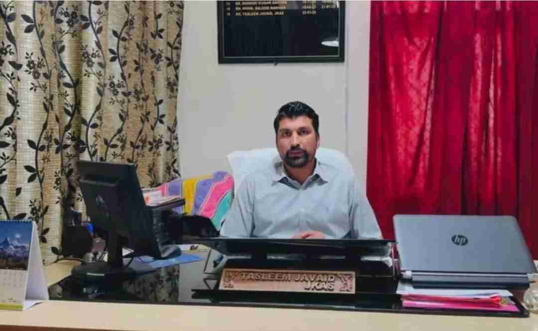 اے آر ٹی او کشتواڑ نے 03 گاڑیوں کے روٹ پرمٹ کیے معطل، 20 گاڑیاں بلیک لسٹ، اور 11 ڈرائیونگ لائسنس بھی معطل
