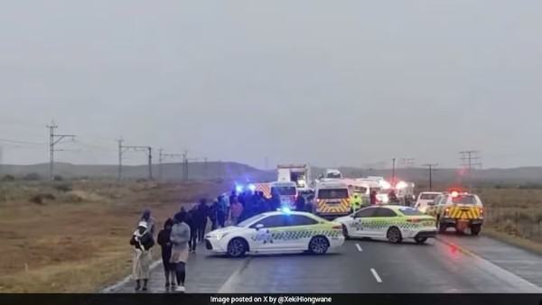 South Africa Road Accident: جنوبی افریقہ ہائی وے حادثہ: 21 افراد ہلاک، 4 شدید زخمی